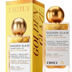 TRULY Golden Glaze Body Oil with Vitamin C